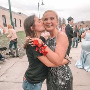 Meet your Posher, Anissa